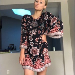 urban outfitters balloon sleeve dress